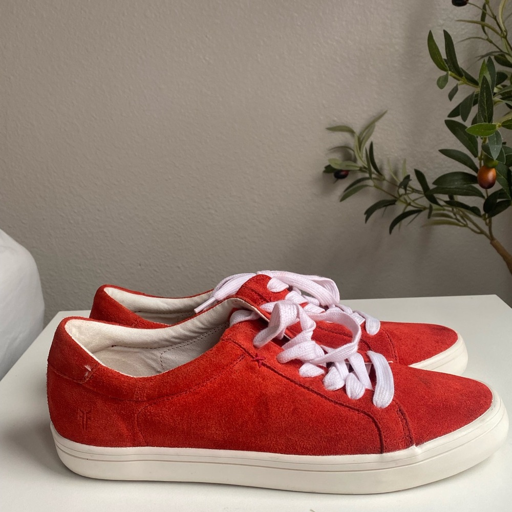 Frye Stylish Red Suede Women's Sneakers Size 9M Preppy Colorful Streetwear